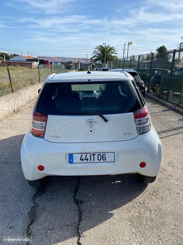 Toyota iQ 1.4 D-4D - 2