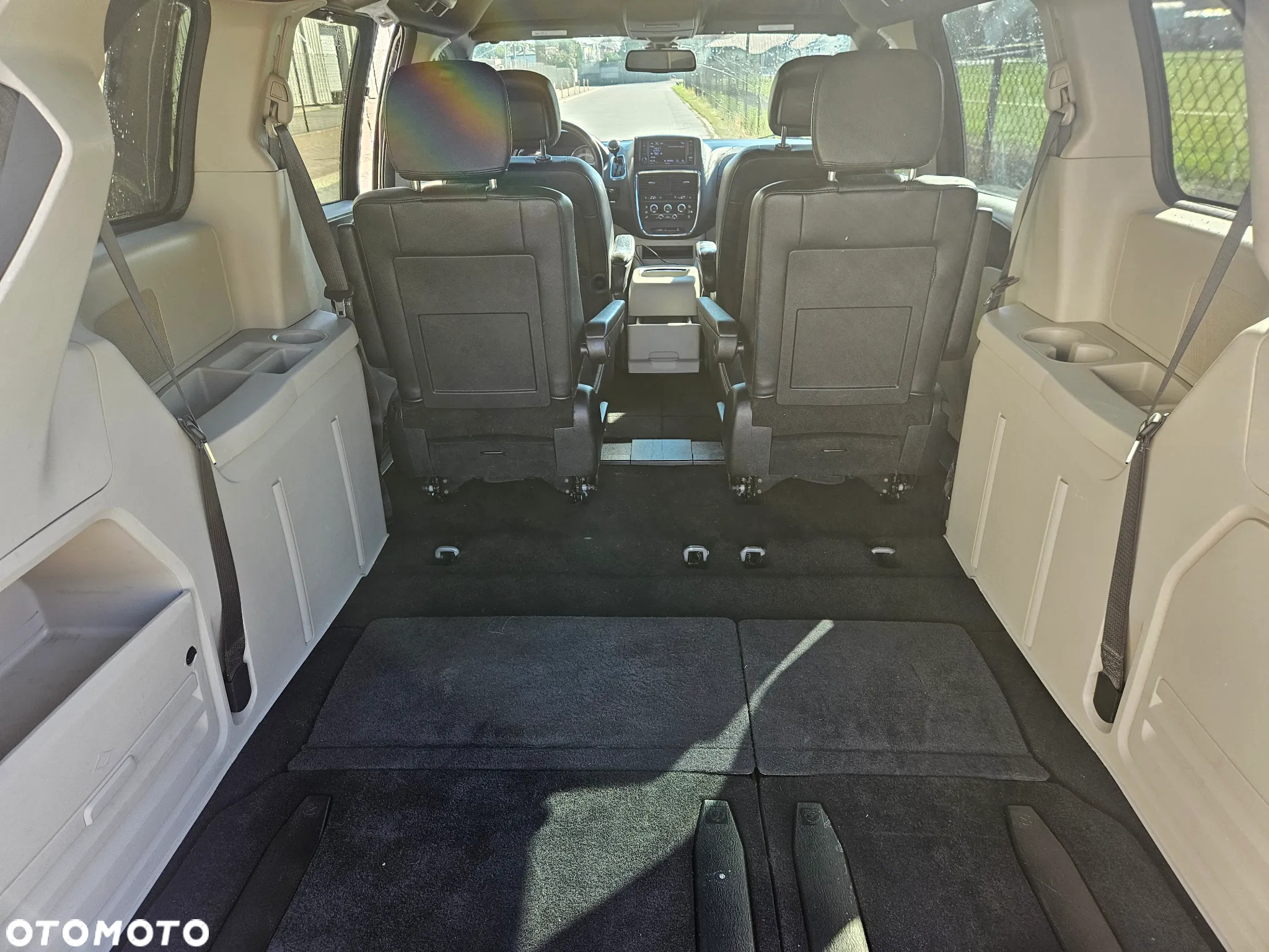 Dodge Grand Caravan 3.6 Express - 9