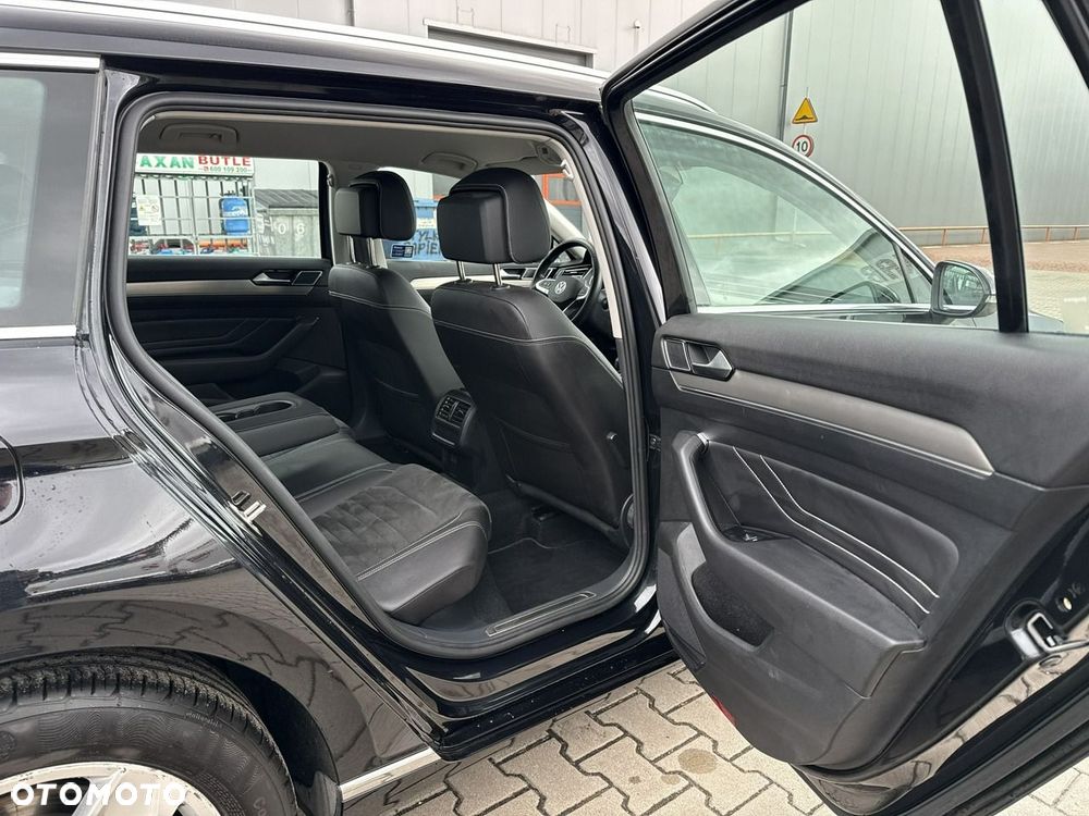 Volkswagen Passat 2.0 TSI Elegance DSG - 18