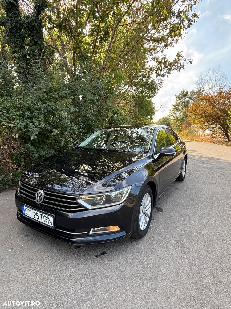 Volkswagen Passat 2.0 TDI DSG Comfortline - 5
