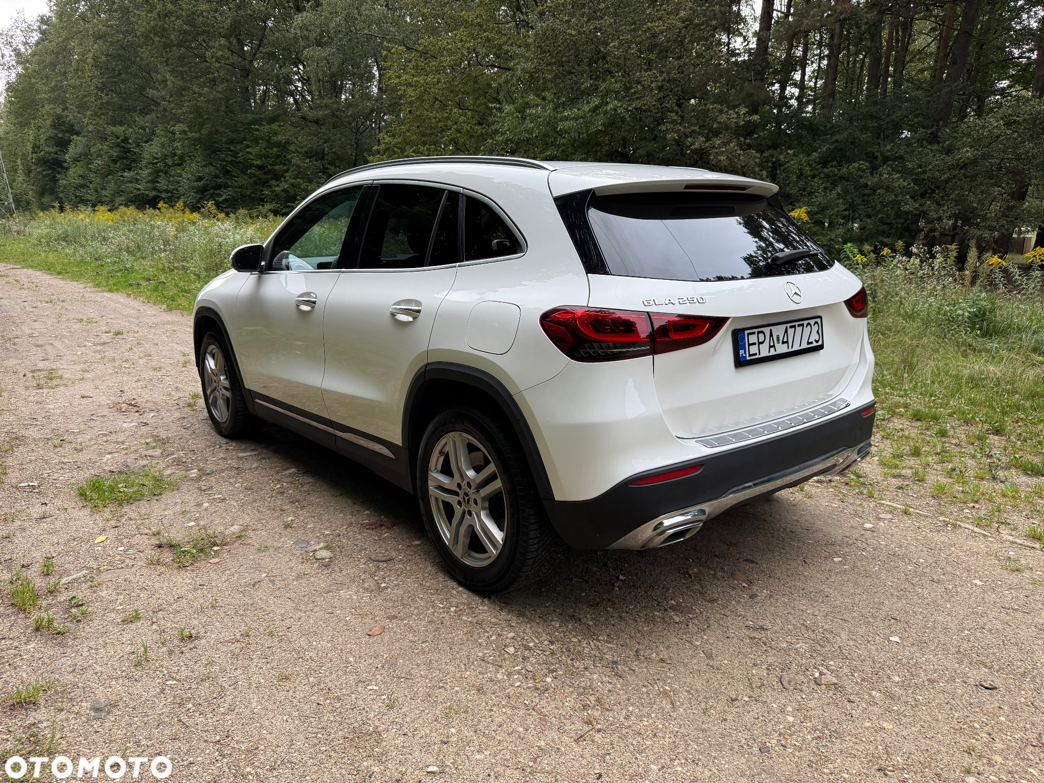Mercedes-Benz GLA - 5