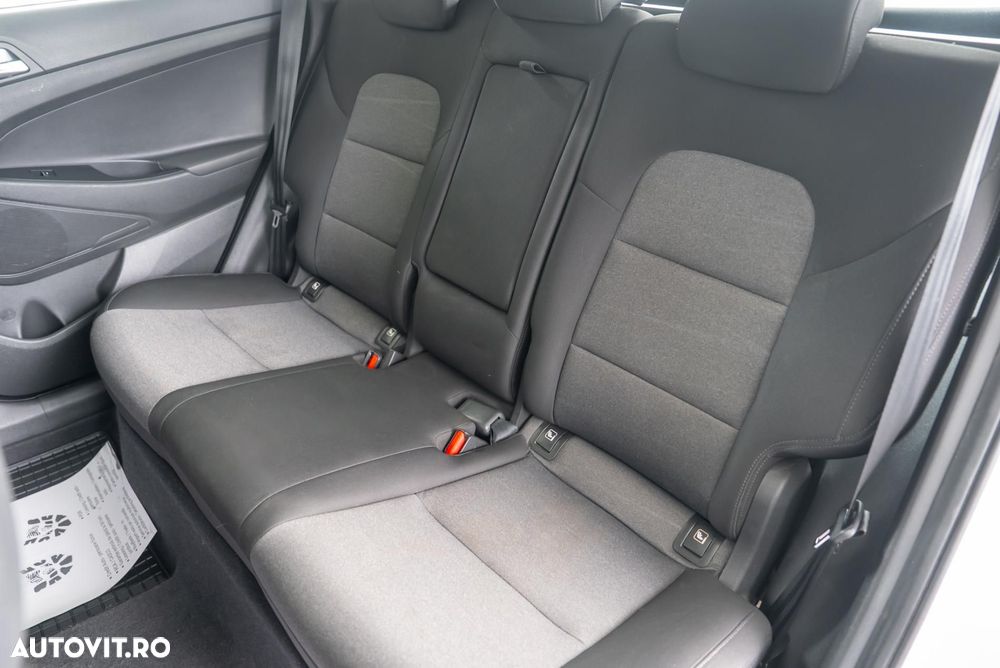 Hyundai Tucson 1.6 GDI 2WD DCT Advantage - 24