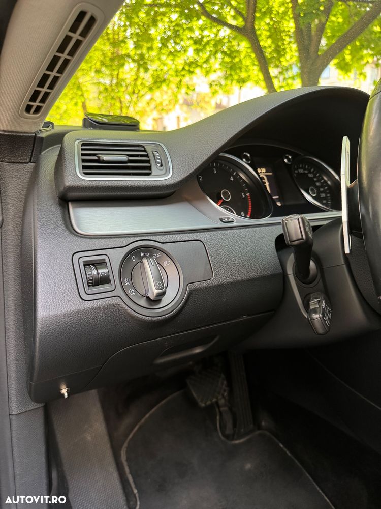 Volkswagen Passat CC 2.0 TDI BMT DSG 4Motion - 26