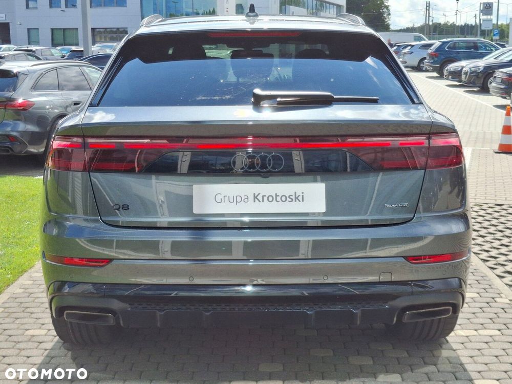Audi Q8 - 6