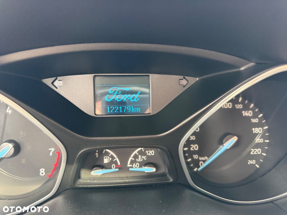 Ford Focus 1.0 EcoBoost Trend - 18