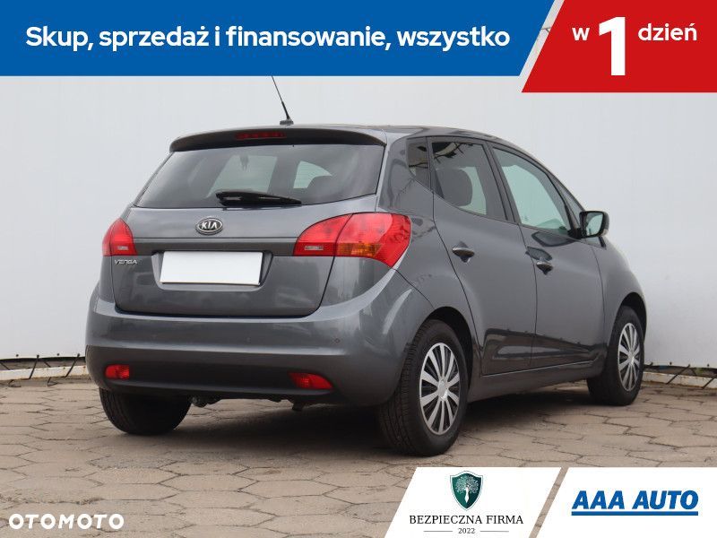 Kia Venga - 7