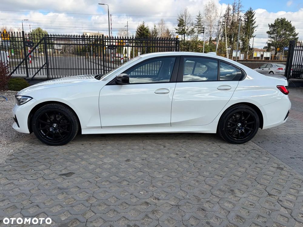 BMW Seria 3 318d Business Edition - 11