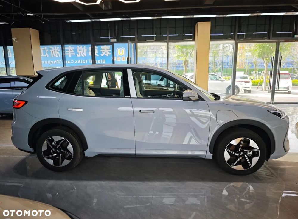 Geely EX5 - 8