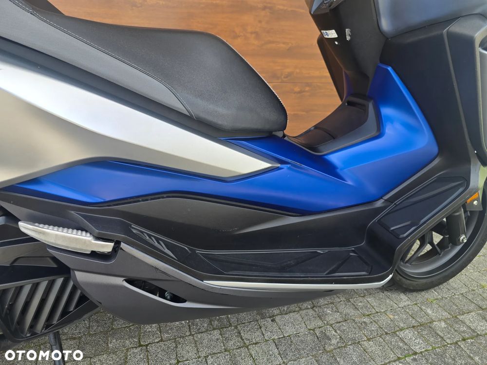 Honda NSS - 28