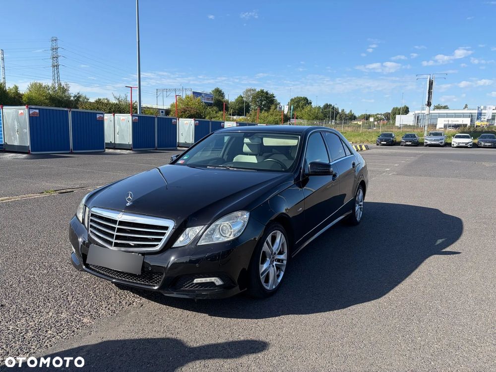 Mercedes-Benz Klasa E 350 CDI DPF 4Matic BlueEFFICIENCY 7G-TRONIC Avantgarde - 1