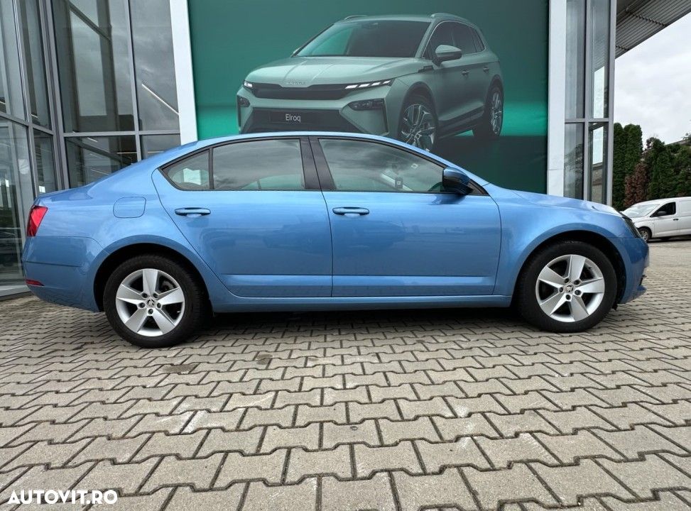 Skoda Octavia - 10