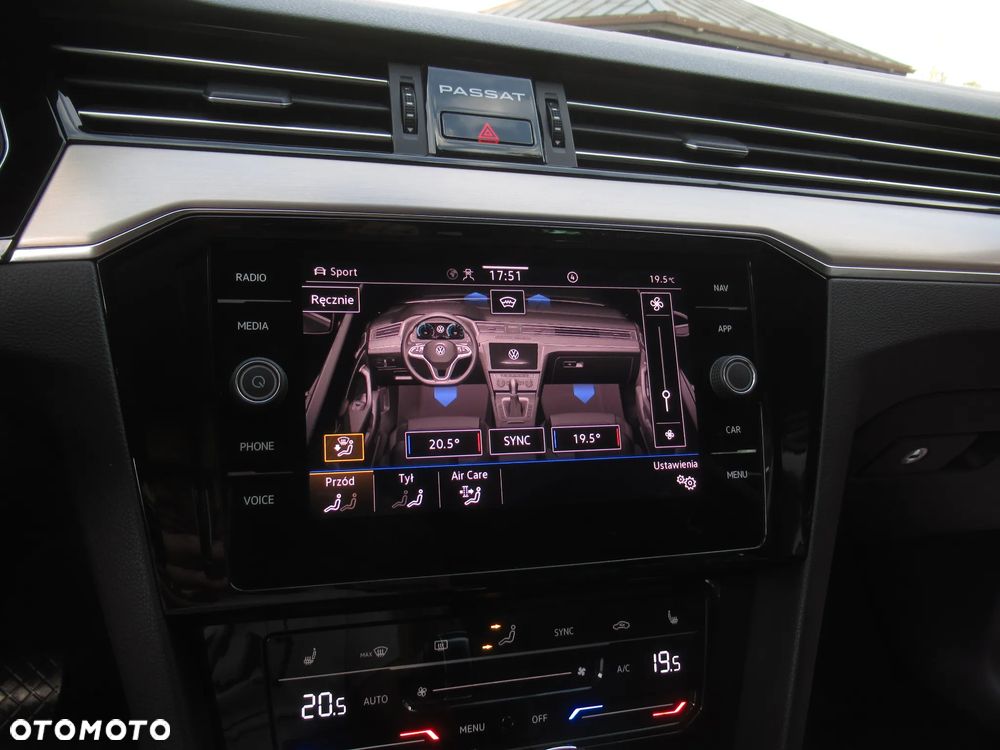 Volkswagen Passat 2.0 TSI Elegance DSG - 30