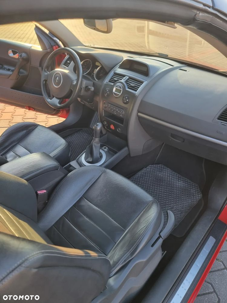 Renault Megane II 1.6 16V Authentique - 8