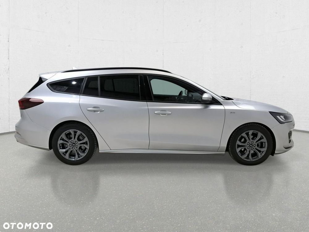 Ford Focus - 8