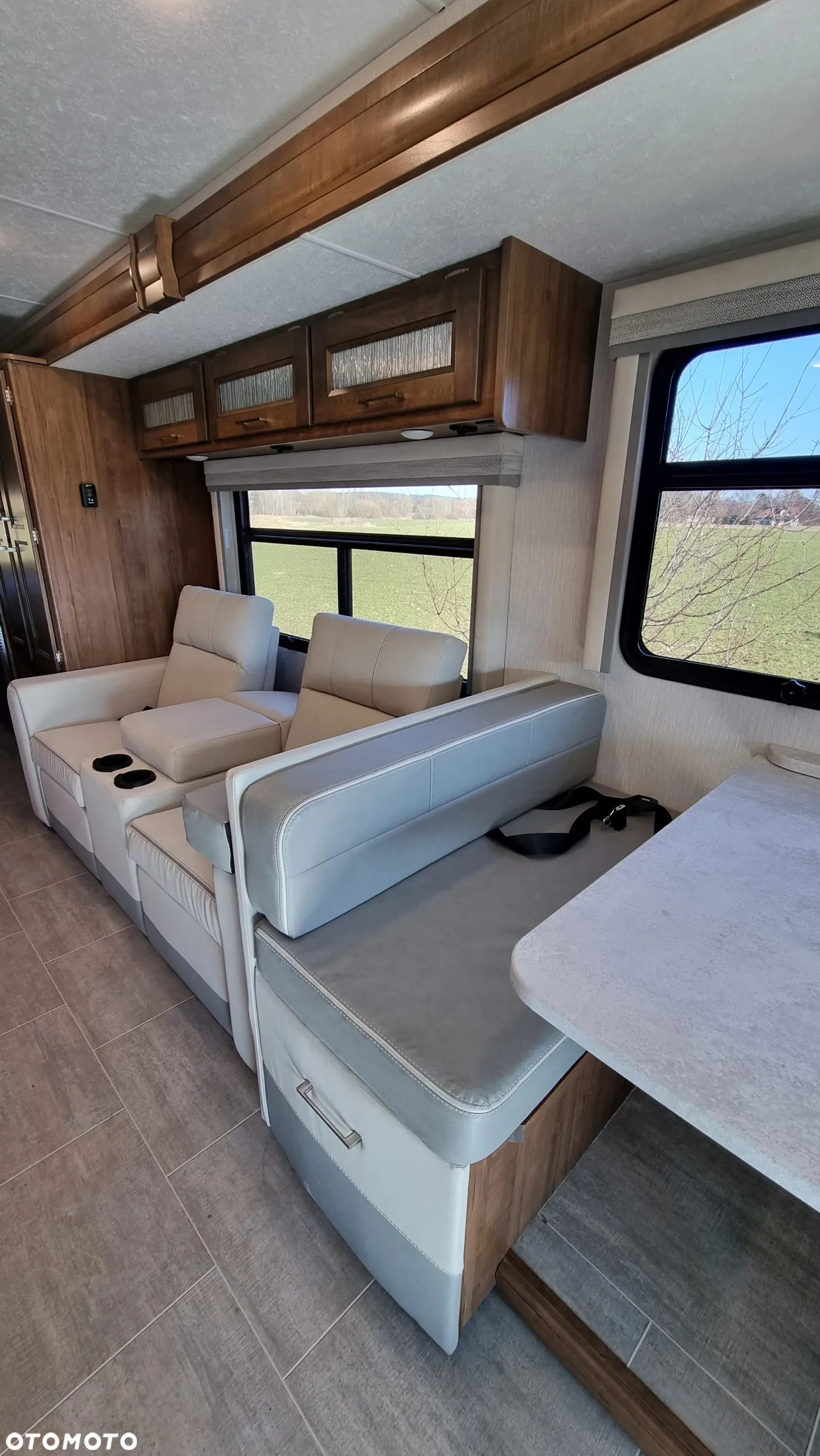 Inny Coacmen Encore 325ss - 11