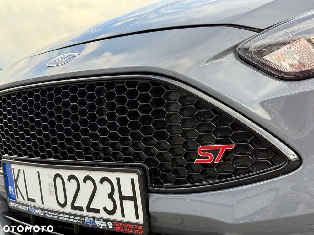 Ford Focus 2.0 EcoBoost ST - 4
