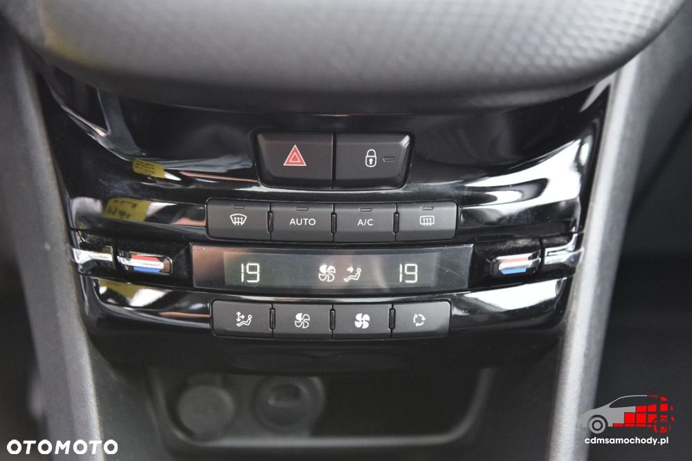 Peugeot 2008 - 27