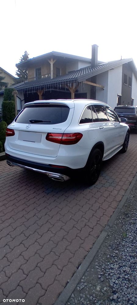 Mercedes-Benz GLC 300 4Matic 9G-TRONIC - 10