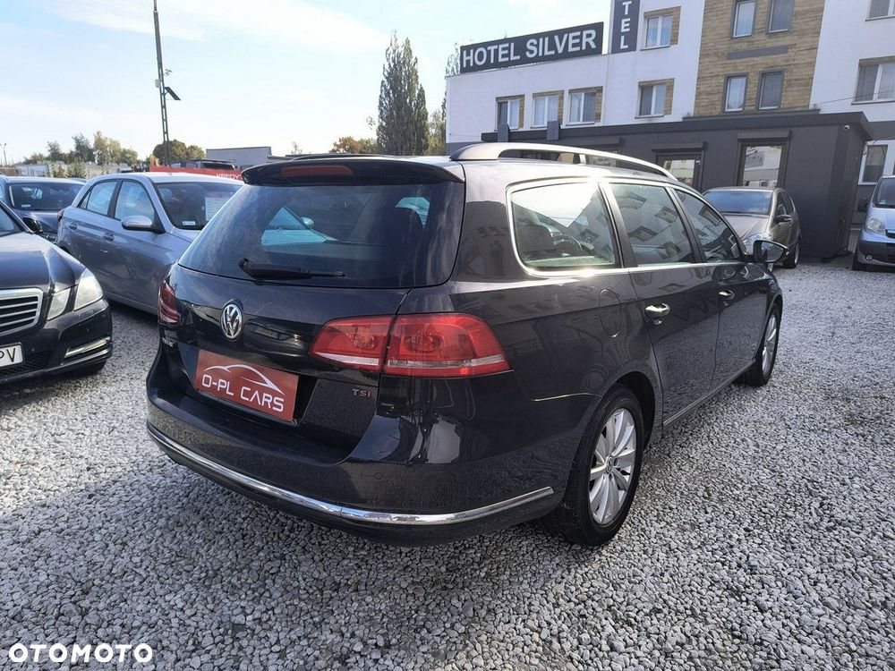 Volkswagen Passat - 9