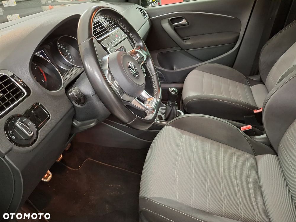 Volkswagen Polo - 7