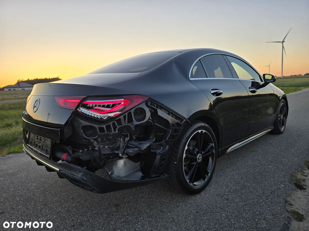 Mercedes-Benz CLA 200 d 8G-DCT AMG Line - 4
