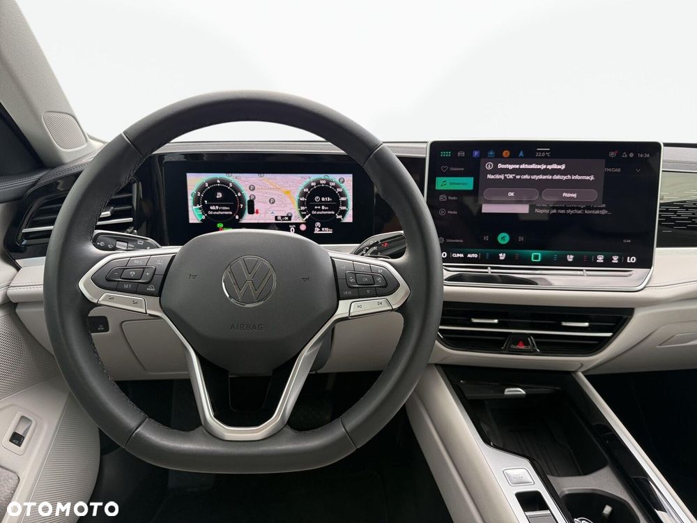 Volkswagen Passat - 20