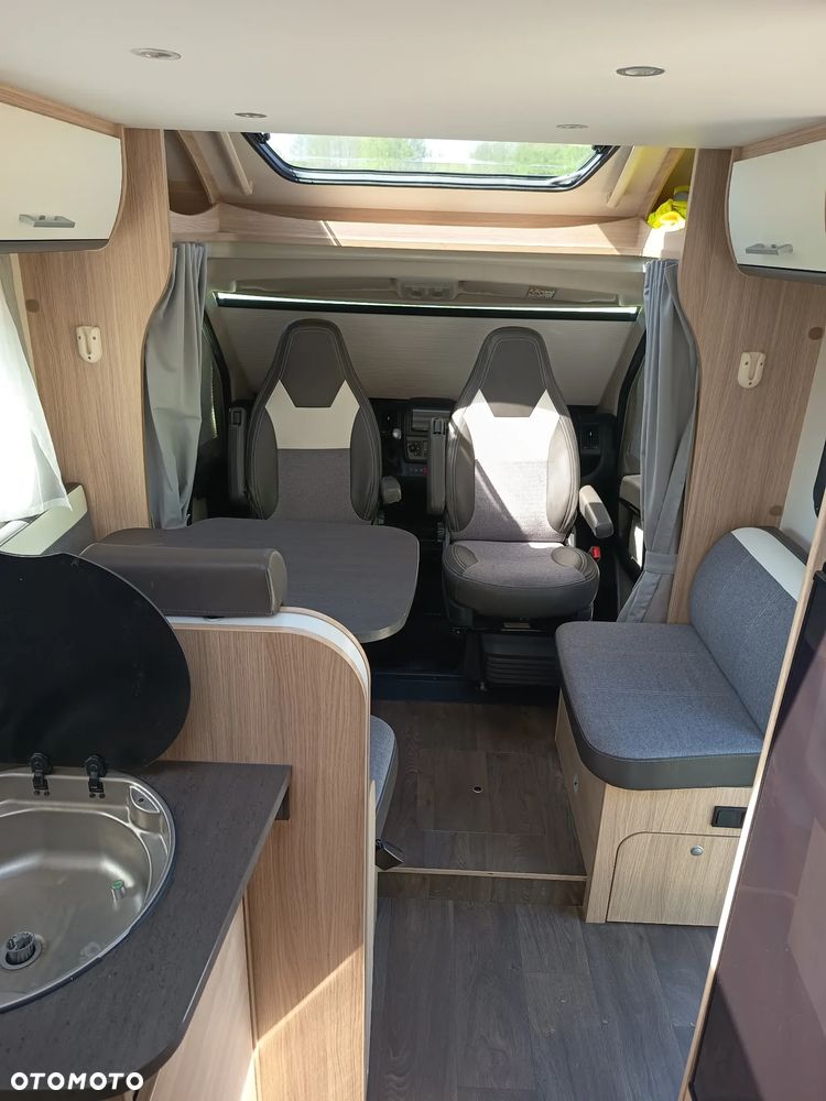 Sunlight Ducato camper - 19