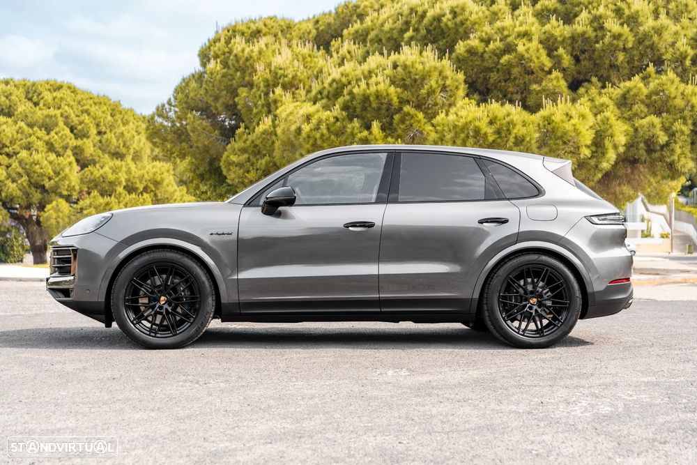 Porsche Cayenne E-Hybrid - 3