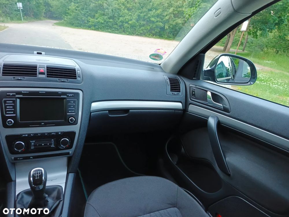 Skoda Octavia 1.6 TDI DPF Ambition - 10