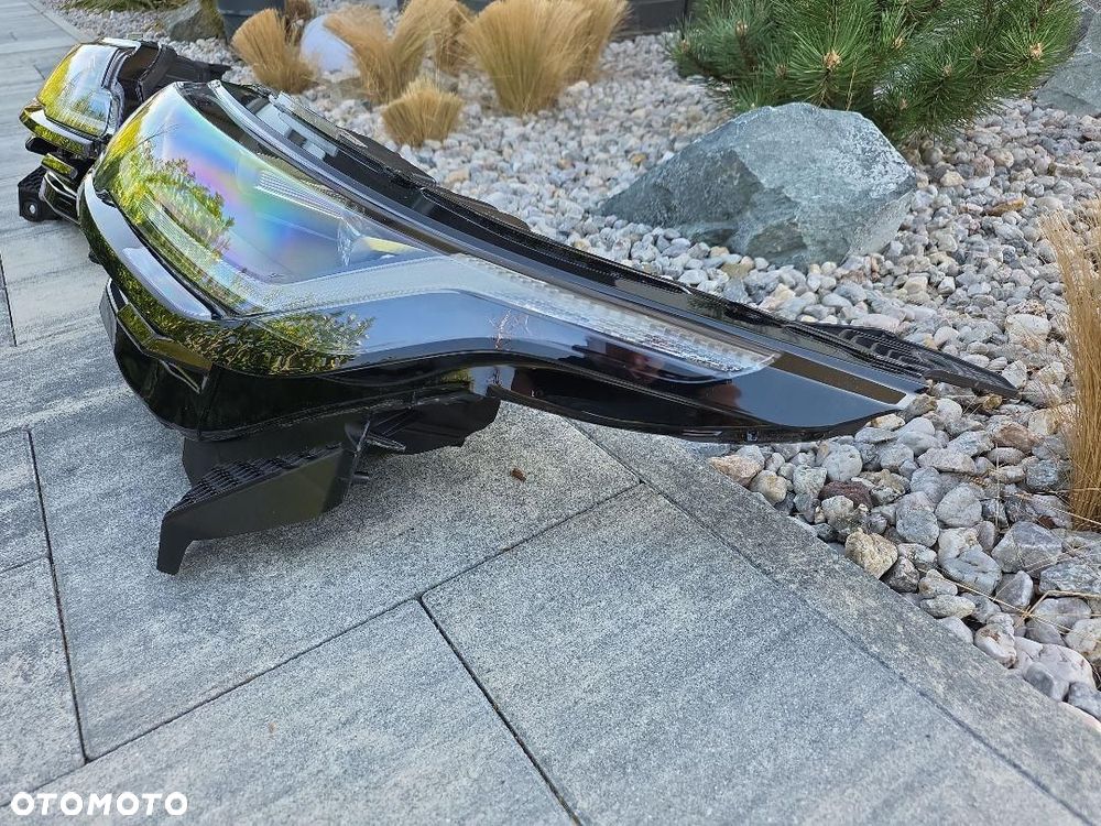 RANGE ROVER VELAR L560 Lampy przód Kompletne Full Led HIGH Version - 5