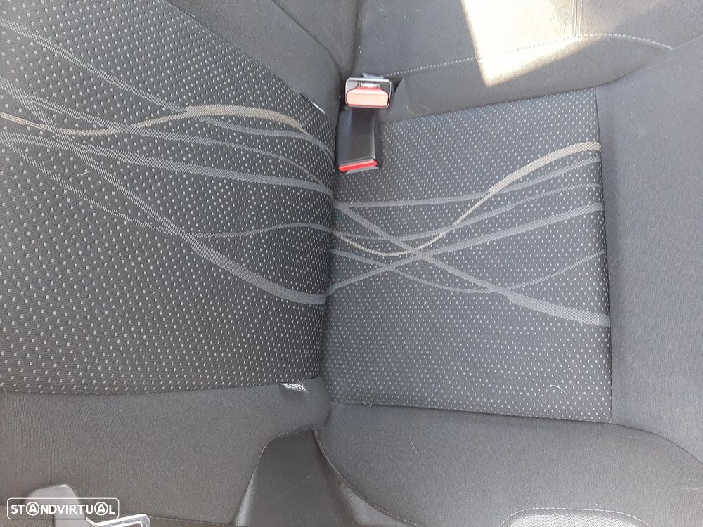 Peugeot 208 1.2 VTi Access - 12