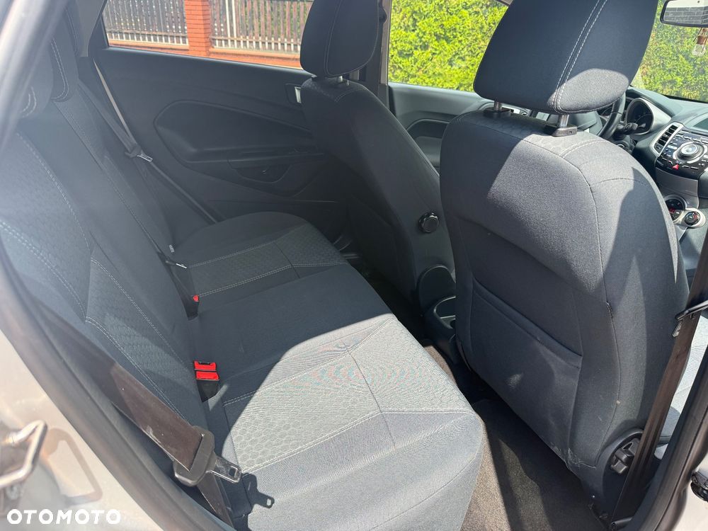Ford Fiesta 1.6 Ti-VCT Titanium - 19