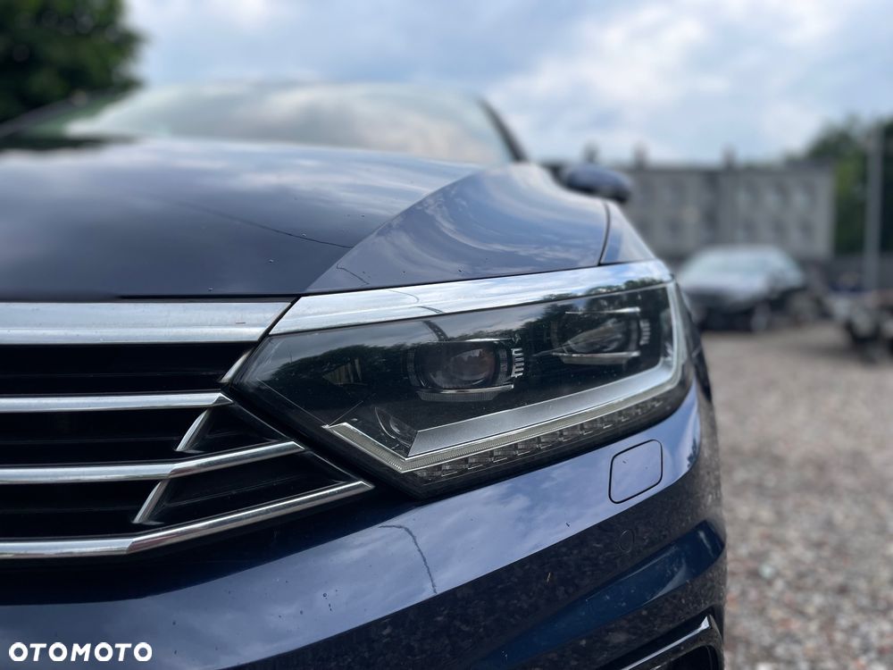 Volkswagen Passat - 3