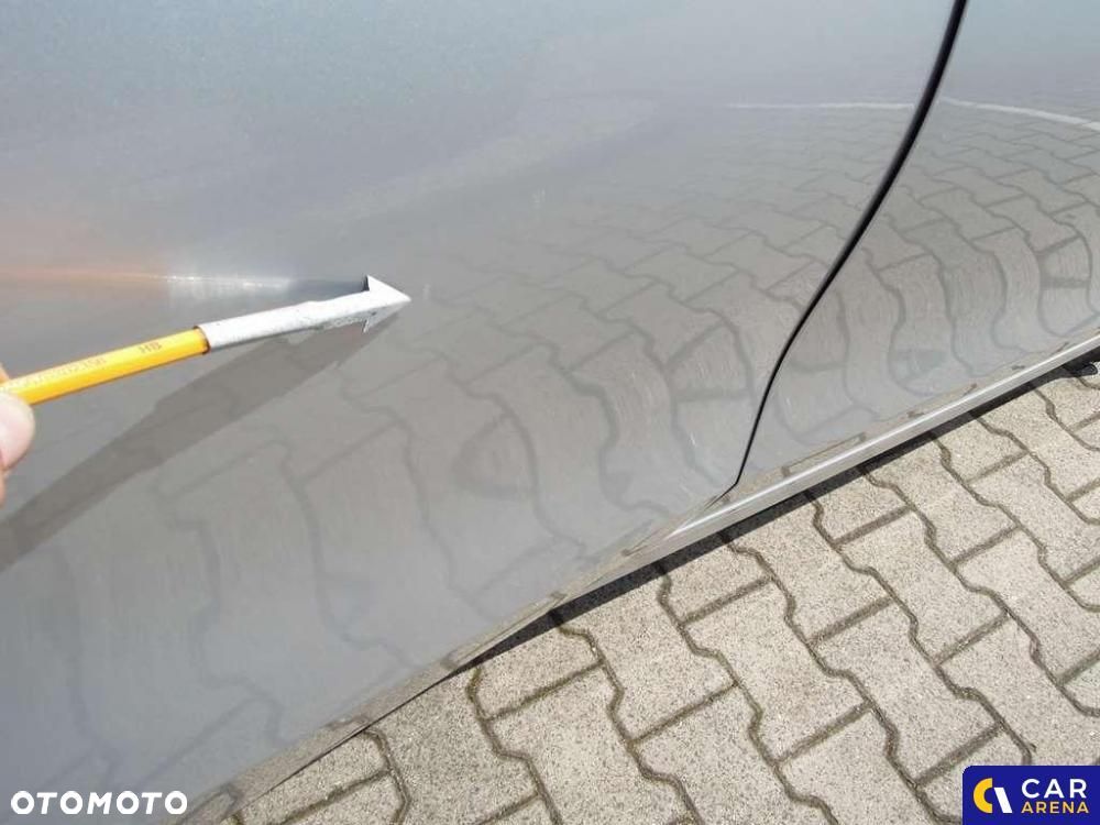 Kia Ceed - 38