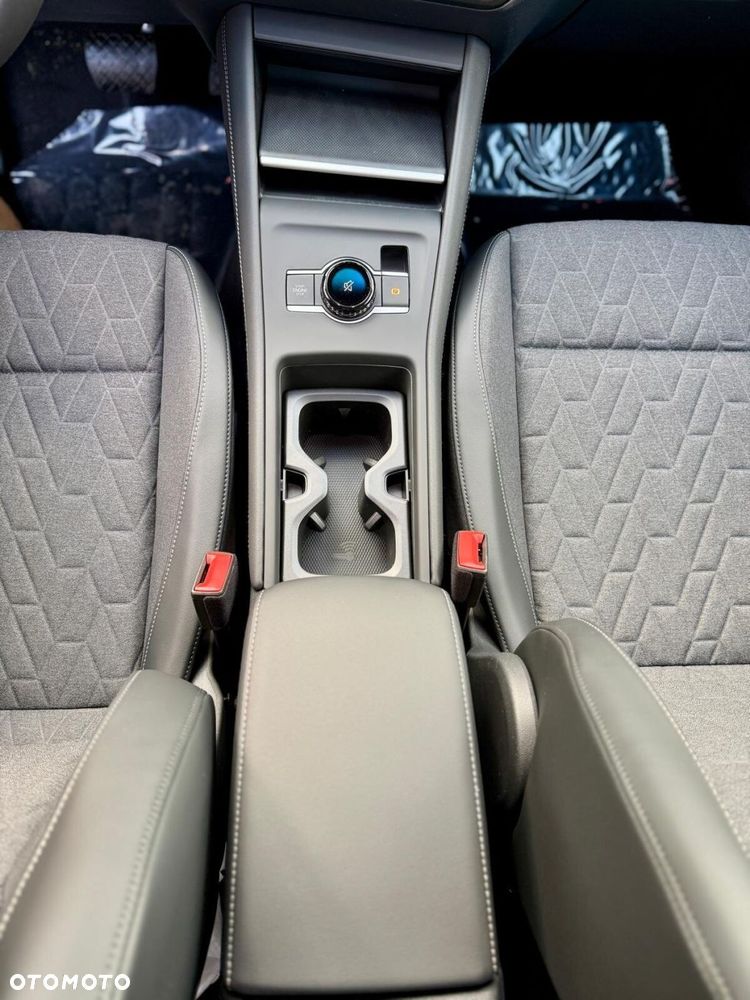 Volkswagen Tayron 2.0 TSI 4Mot Life Plus DSG - 14