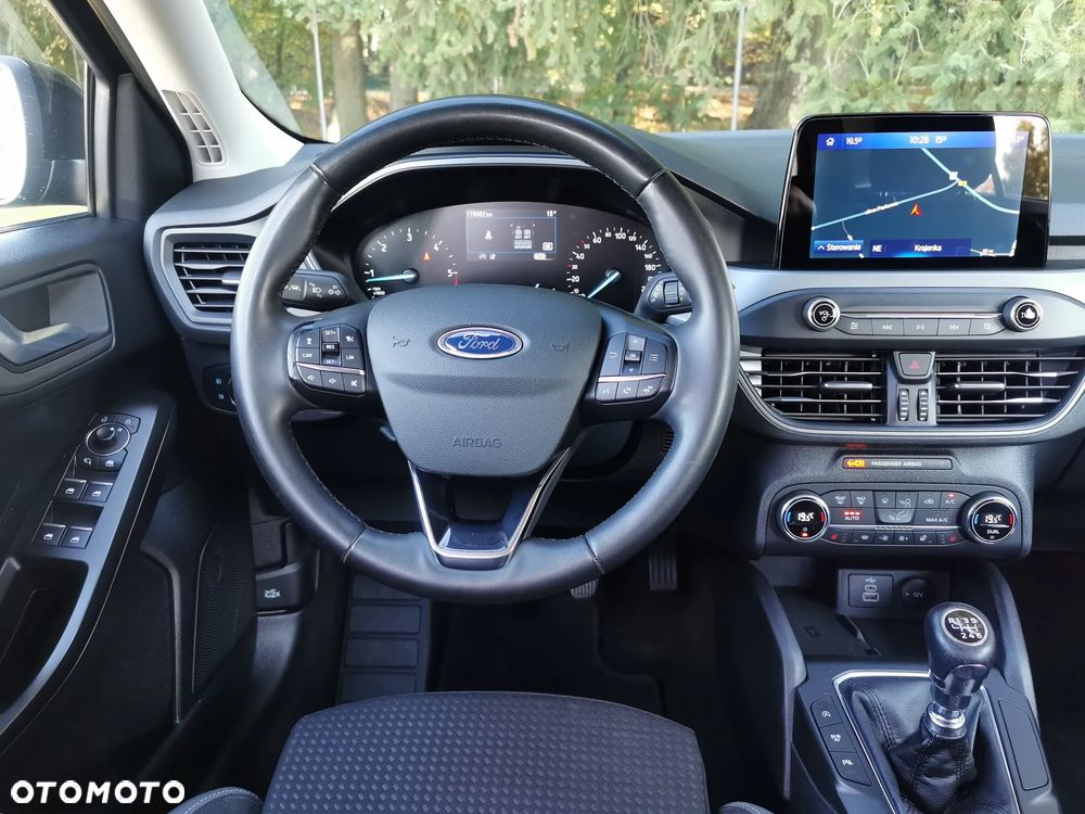 Ford Focus 1.5 EcoBlue Start-Stopp-System TITANIUM STYLE - 7