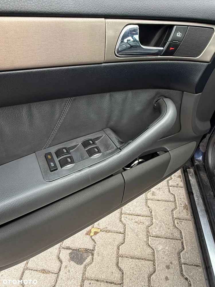 Audi A6 Limousine 2.5 TDI - 8