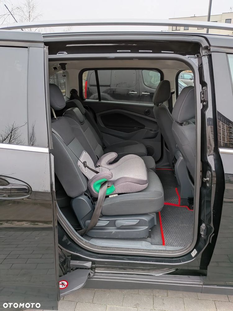 Ford Grand C-MAX 2.0 TDCi Titanium - 13