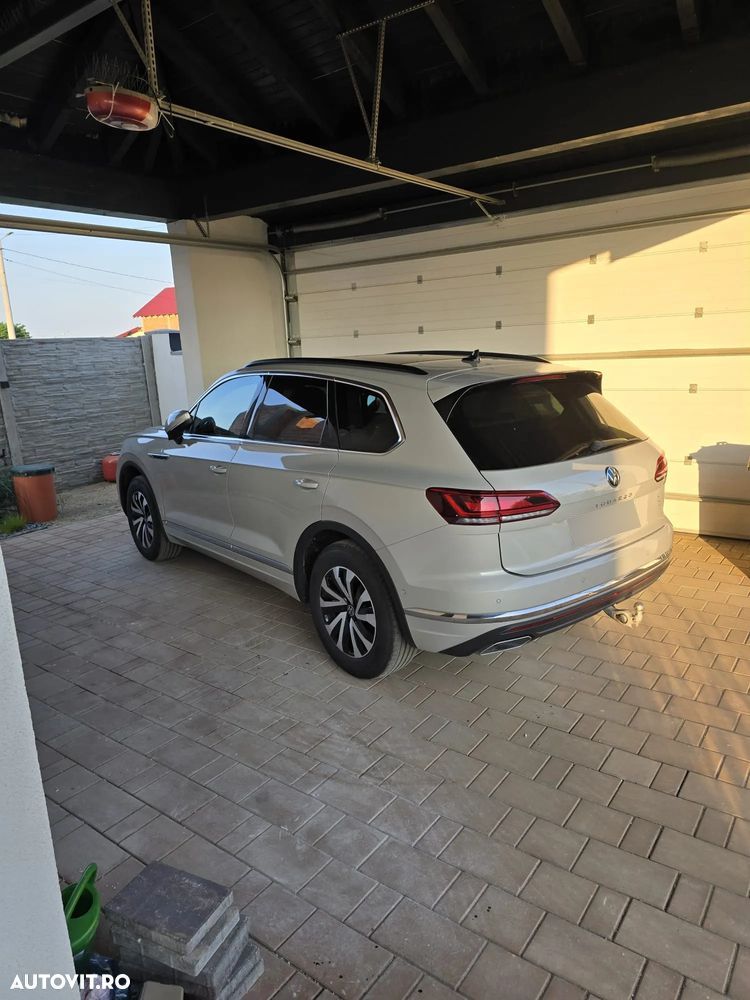 Volkswagen Touareg V6 TDI Elegance - 1