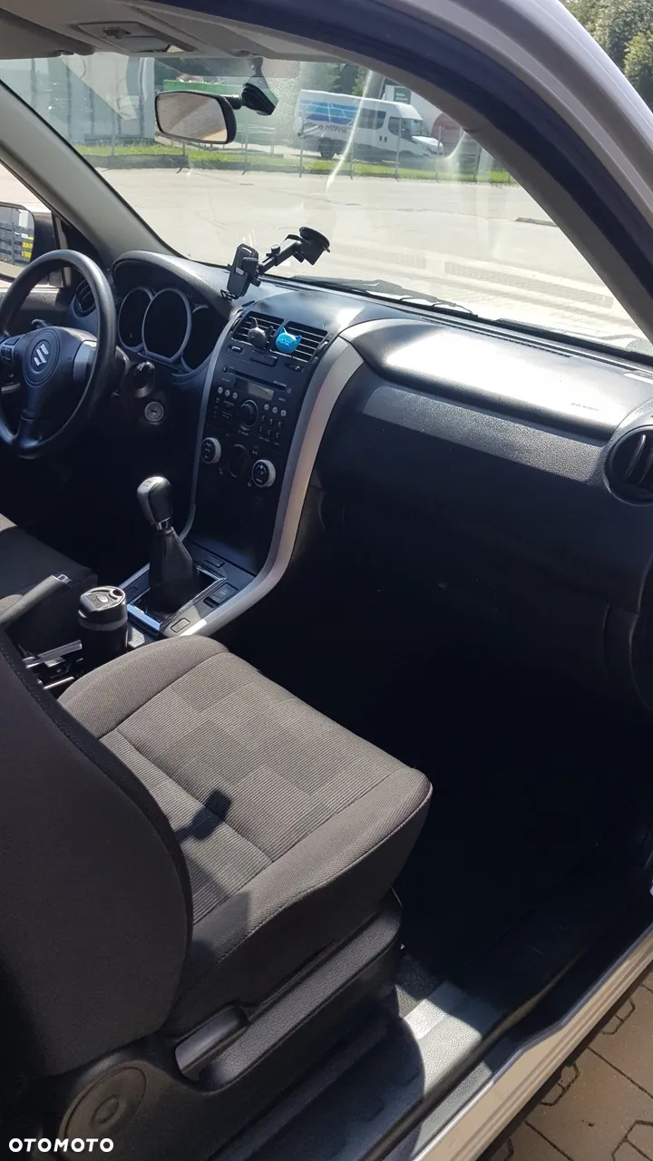 Suzuki Grand Vitara - 21