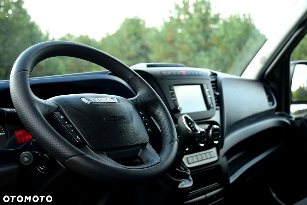Iveco DAILY 35-210 * HiMATIC  * BRYGADOWY 6 osób * NAVI * MAX * BLIŹNIAK * SUPER STAN! - 26