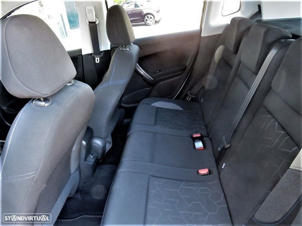 Peugeot 2008 1.6 BlueHDi Style - 9
