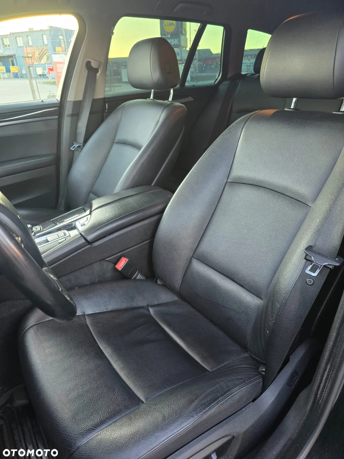 BMW Seria 5 520d Touring - 6