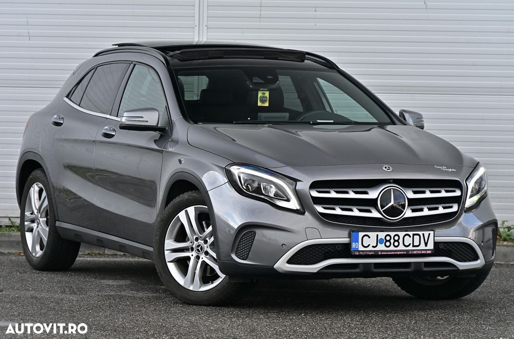Mercedes-Benz GLA - 8
