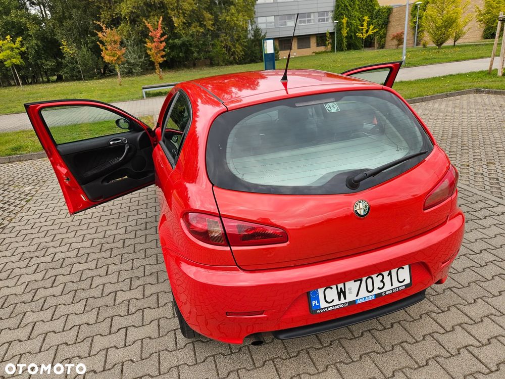Alfa Romeo 147 1.6 Twin Spark ECO Progression - 17