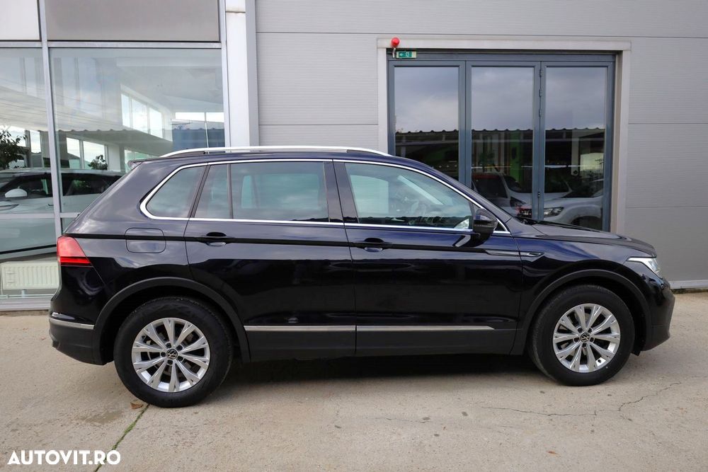 Volkswagen Tiguan - 9