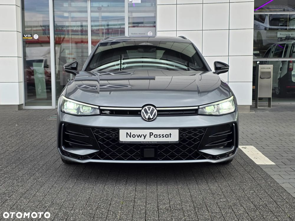 Volkswagen Passat - 13
