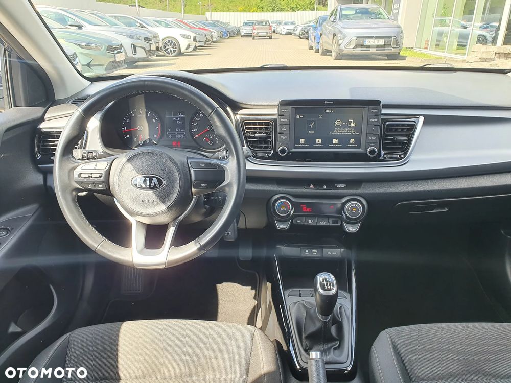 Kia Rio 1.4 L - 29