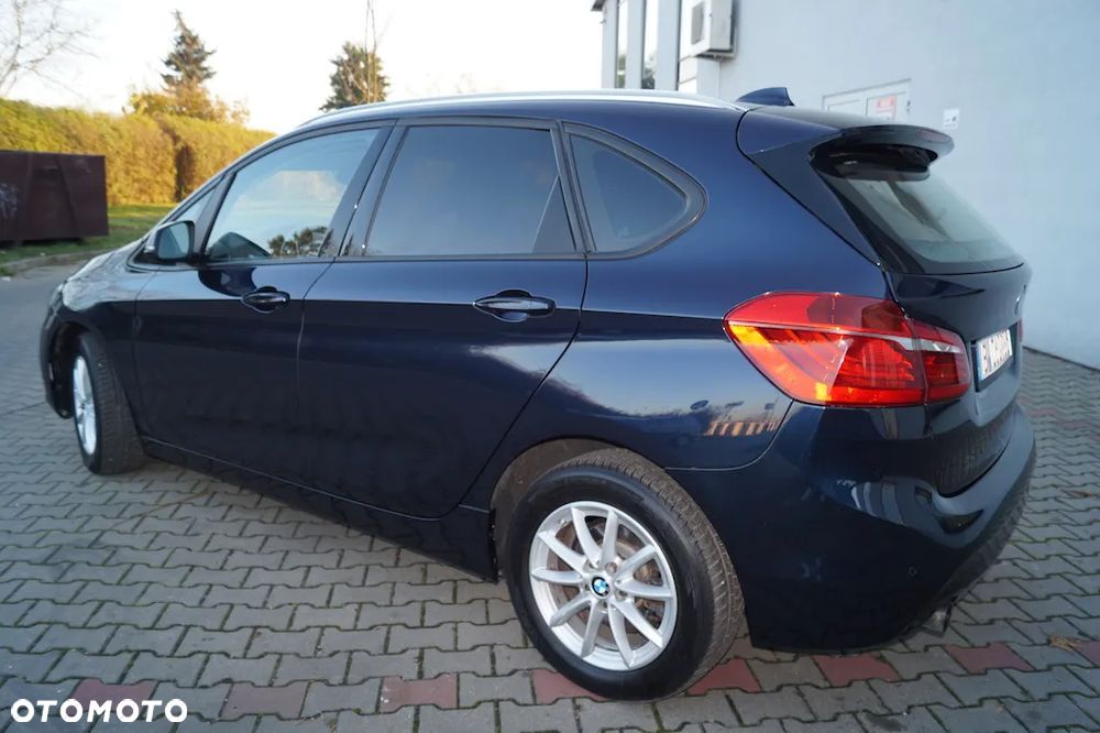 BMW Seria 2 218i Advantage - 4
