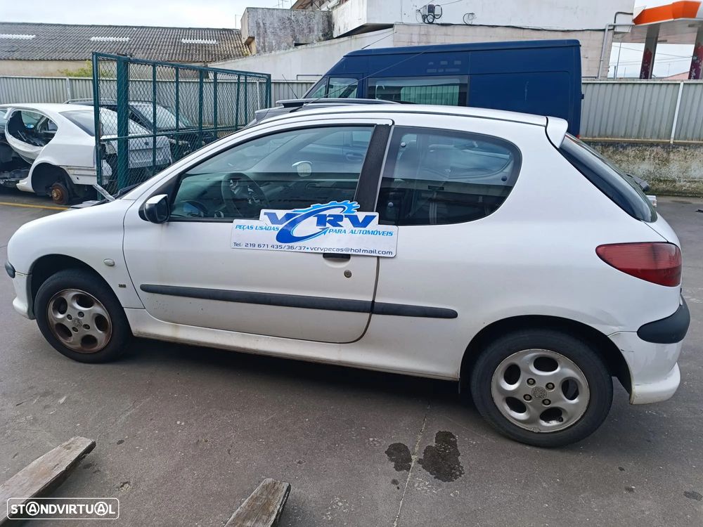 Peugeot 206 2.0 Hdi - Viatura para peças - 1